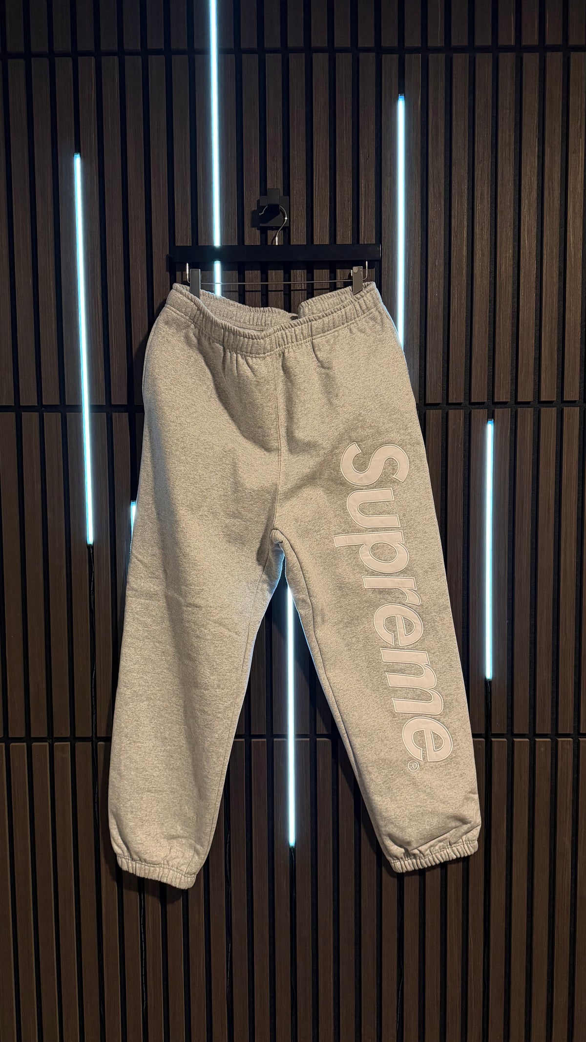 Supreme Satin Appliqué Sweatpant Heather Grey
