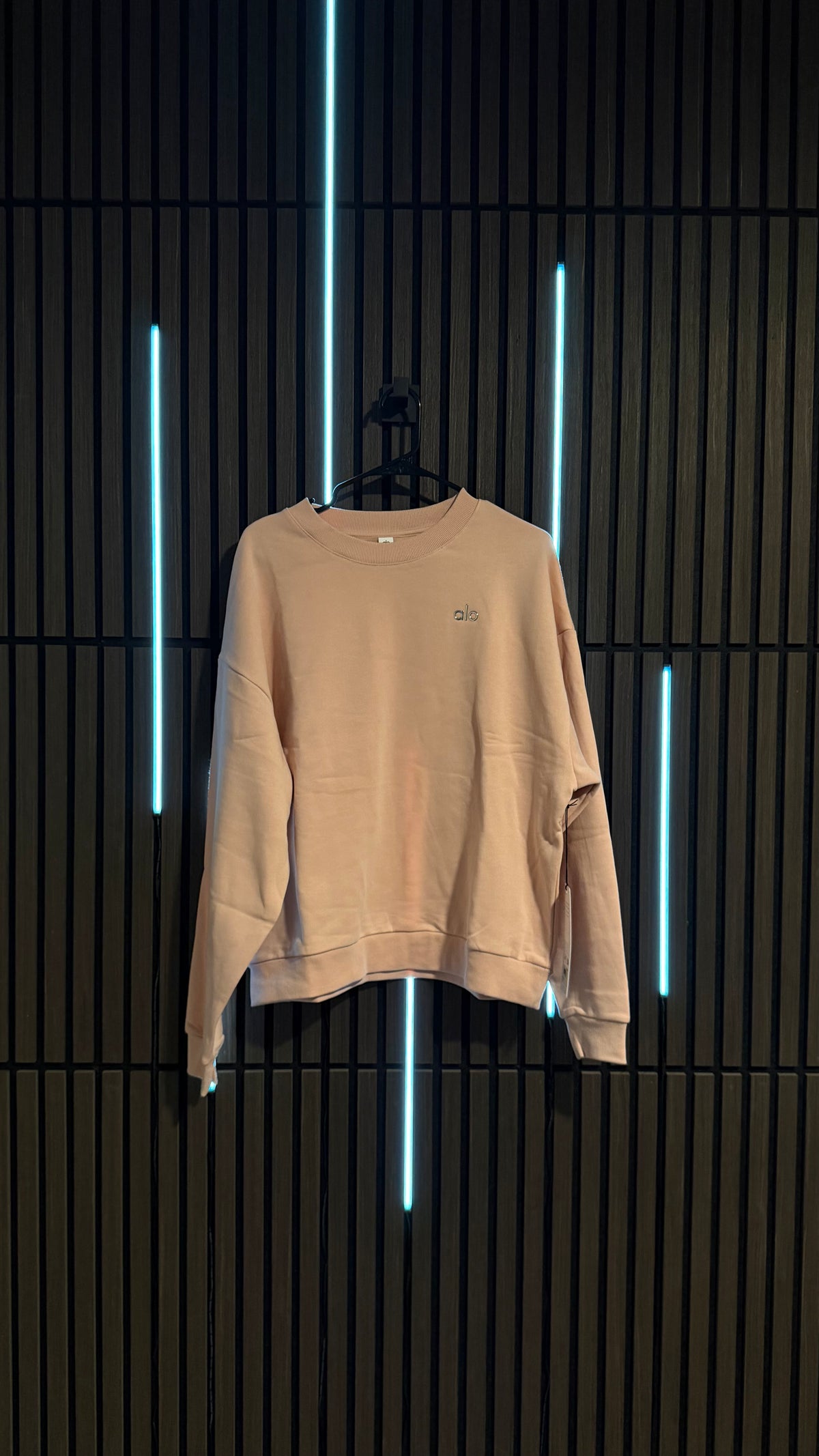 Alo Yoga Accolade Crew Neck Pullover Pink Quartz