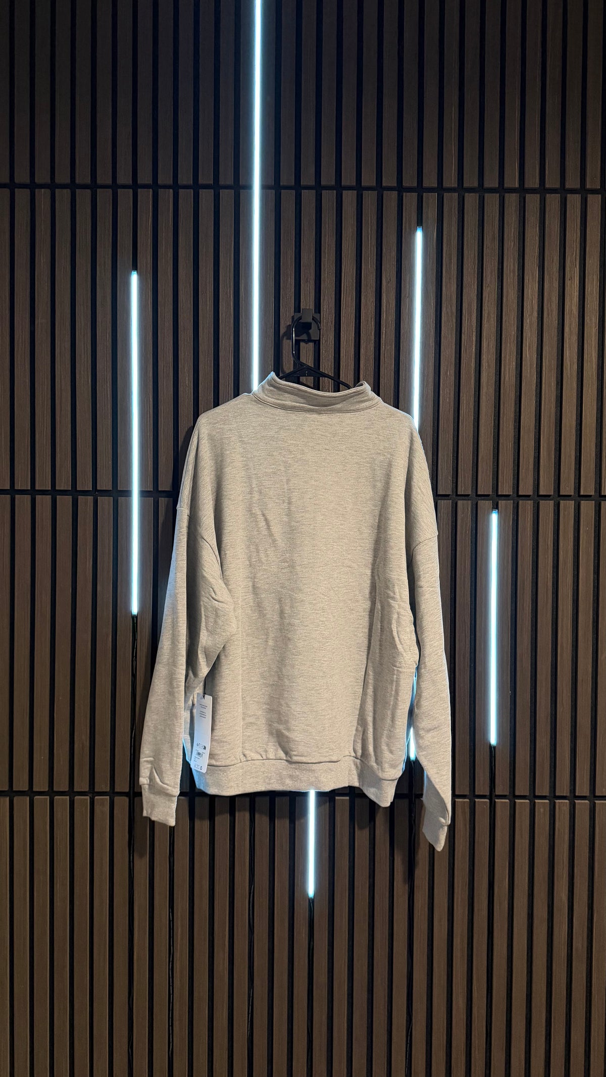 Alo Yoga Accolade 1/4 Zip Pullover Athletic Heather Grey